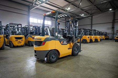  Дизельный погрузчик GOODSENSE FD25 2,5т 3,0м Xinchai Арт 492778 низкие цены 